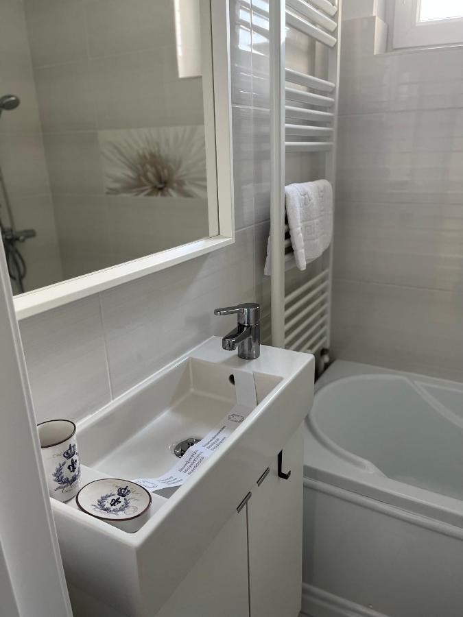 Alma Apartments Suceava Bagian luar foto